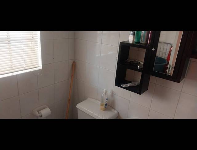 2 BEDROOM APARTMENT FOR SALE IN BEZUIDENHOUT VALLEY